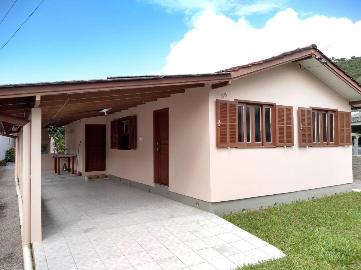 Casa Na Pinheira, Praia De Cima Villa Bagian luar foto